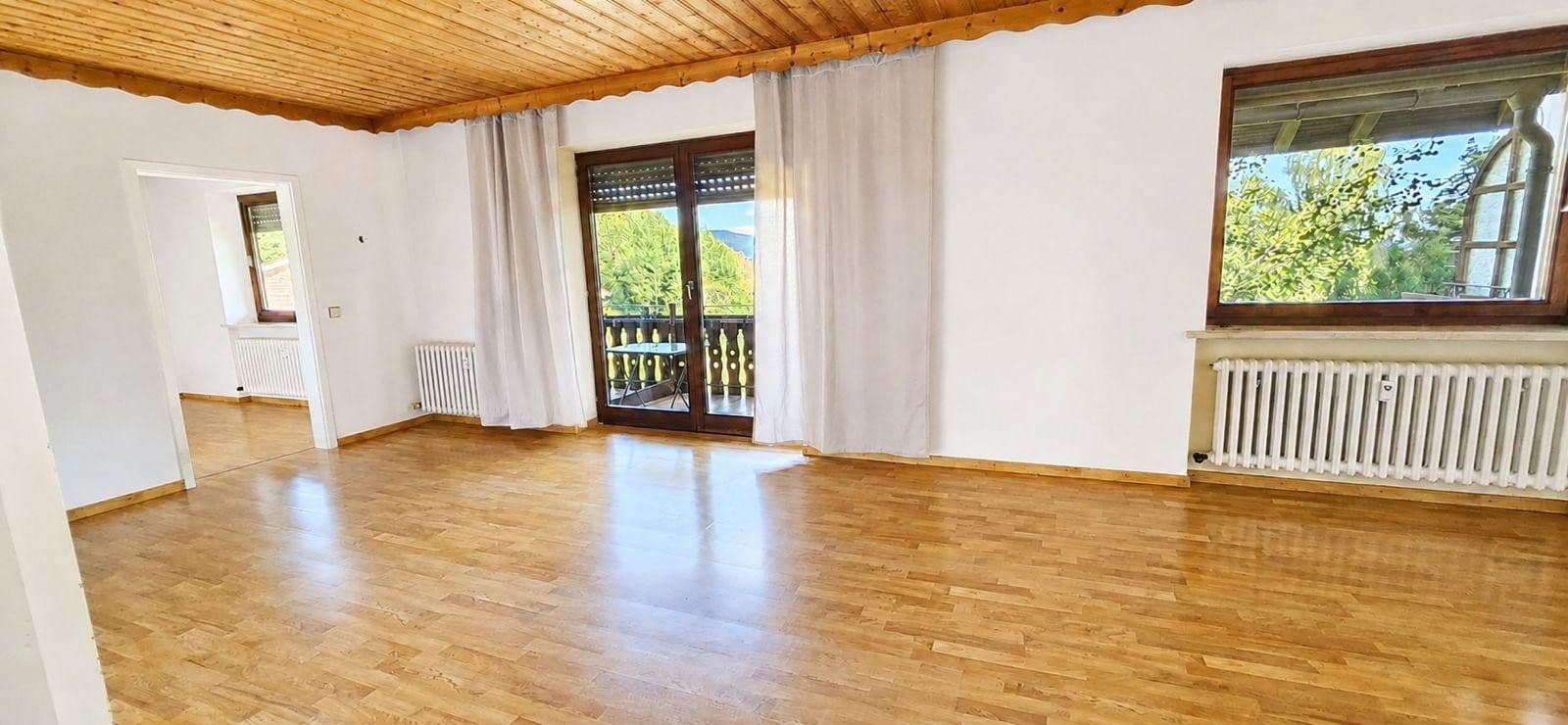 Prenájom bytu 3-izbový 93 m², Fuchsbergstraße 9, Mauth, Bavorsko Prenájom bytu 3-izbový 93 m², Fuchsbergstraße 9, Mauth, Bavorsko