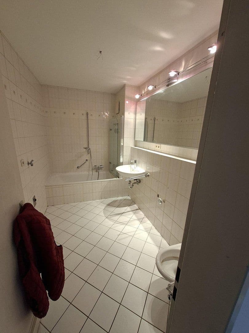 Prenájom bytu 3-izbový 88 m², Am Rathaus 2/ Friedhofstrasse 1, Kist, Bavorsko Prenájom bytu 3-izbový 88 m², Am Rathaus 2/ Friedhofstrasse 1, Kist, Bavorsko