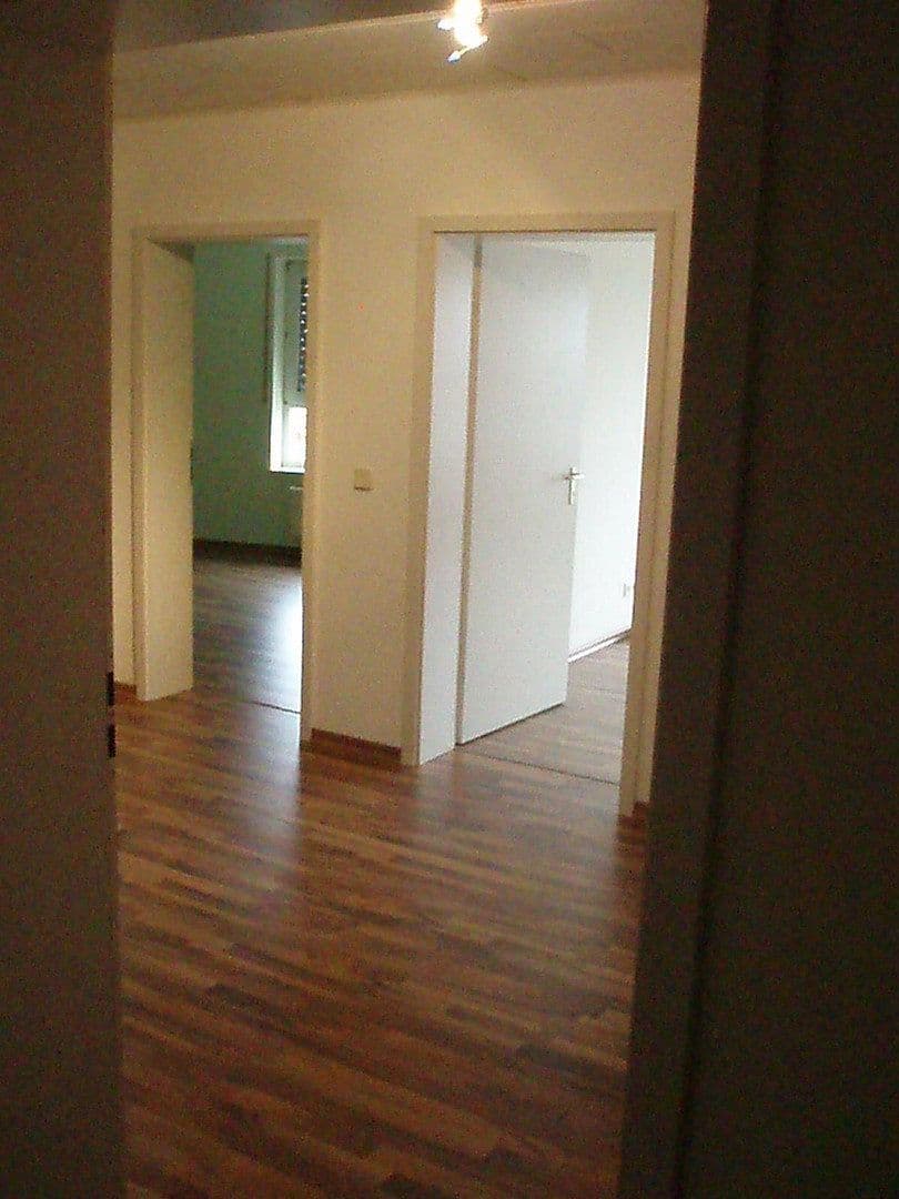 Prenájom bytu 3-izbový 88 m², Am Rathaus 2/ Friedhofstrasse 1, Kist, Bavorsko Prenájom bytu 3-izbový 88 m², Am Rathaus 2/ Friedhofstrasse 1, Kist, Bavorsko