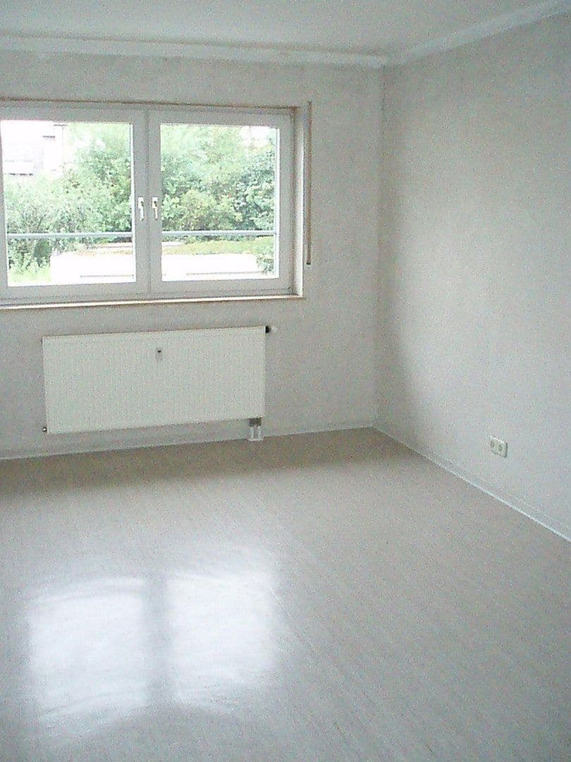 Prenájom bytu 3-izbový 88 m², Am Rathaus 2/ Friedhofstrasse 1, Kist, Bavorsko Prenájom bytu 3-izbový 88 m², Am Rathaus 2/ Friedhofstrasse 1, Kist, Bavorsko