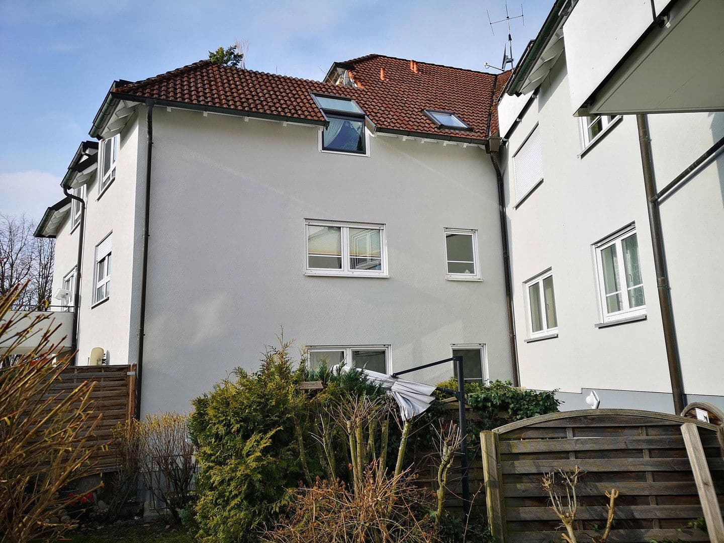 Prenájom bytu 3-izbový 88 m², Am Rathaus 2/ Friedhofstrasse 1, Kist, Bavorsko Prenájom bytu 3-izbový 88 m², Am Rathaus 2/ Friedhofstrasse 1, Kist, Bavorsko