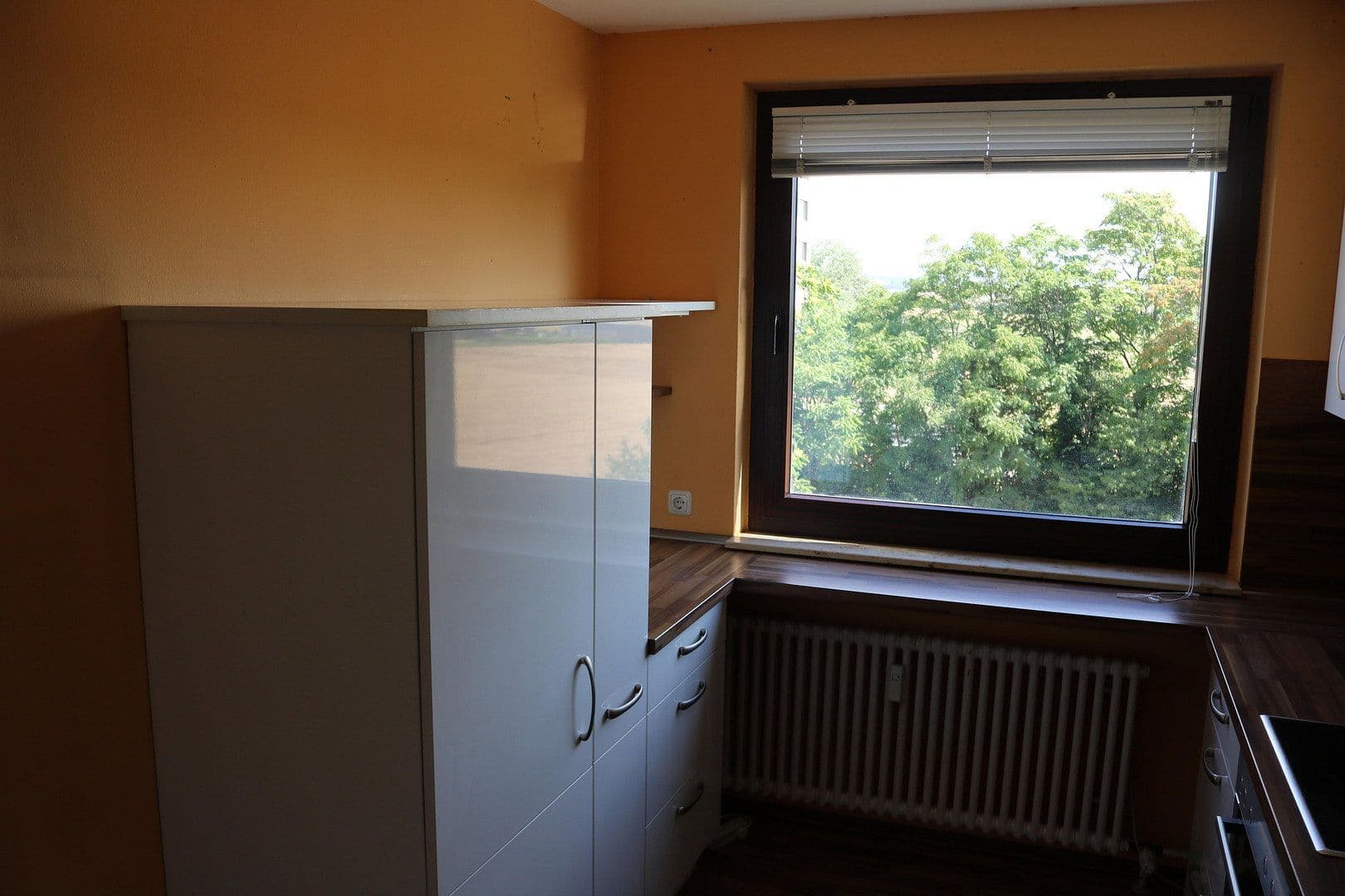 Predaj bytu 2-izbový 61 m², Herderstr. 21, Hochheim, Hesensko Predaj bytu 2-izbový 61 m², Herderstr. 21, Hochheim, Hesensko