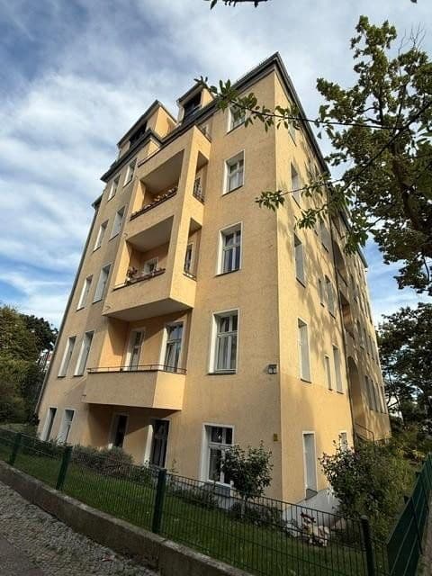 Prenájom bytu 3-izbový 108 m², Külzer Straße 2, Berlin, Berlín Prenájom bytu 3-izbový 108 m², Külzer Straße 2, Berlin, Berlín