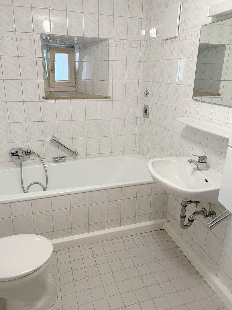 Prenájom bytu 2-izbový 49 m², Bad Wimpfen, Bádensko-Wurttembersko Prenájom bytu 2-izbový 49 m², Bad Wimpfen, Bádensko-Wurttembersko