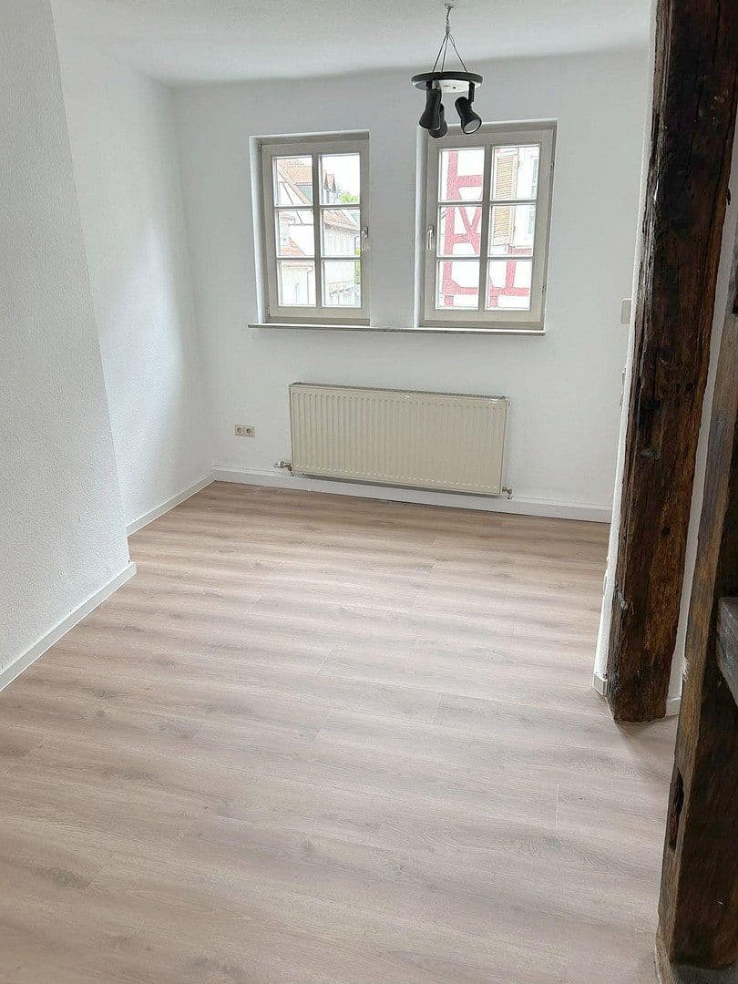 Prenájom bytu 2-izbový 49 m², Bad Wimpfen, Bádensko-Wurttembersko Prenájom bytu 2-izbový 49 m², Bad Wimpfen, Bádensko-Wurttembersko