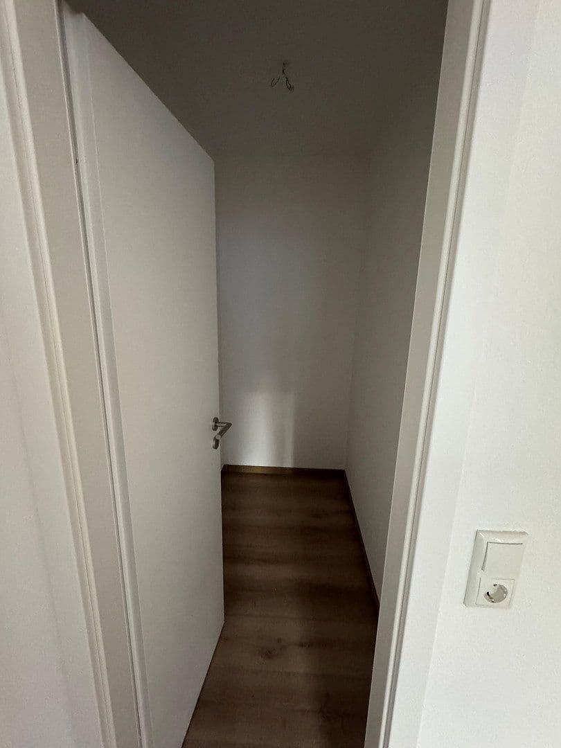Prenájom bytu 2-izbový 80 m², Darmstädter Str. 26, Heppenheim, Hesensko Prenájom bytu 2-izbový 80 m², Darmstädter Str. 26, Heppenheim, Hesensko