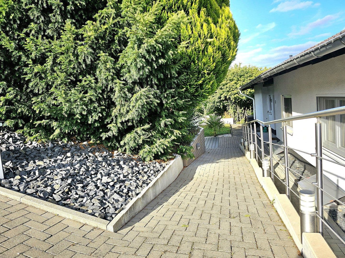 Prenájom bytu 3-izbový 155 m², Feldstraße 3, Bad Soden-Salmünster, Hesensko Prenájom bytu 3-izbový 155 m², Feldstraße 3, Bad Soden-Salmünster, Hesensko