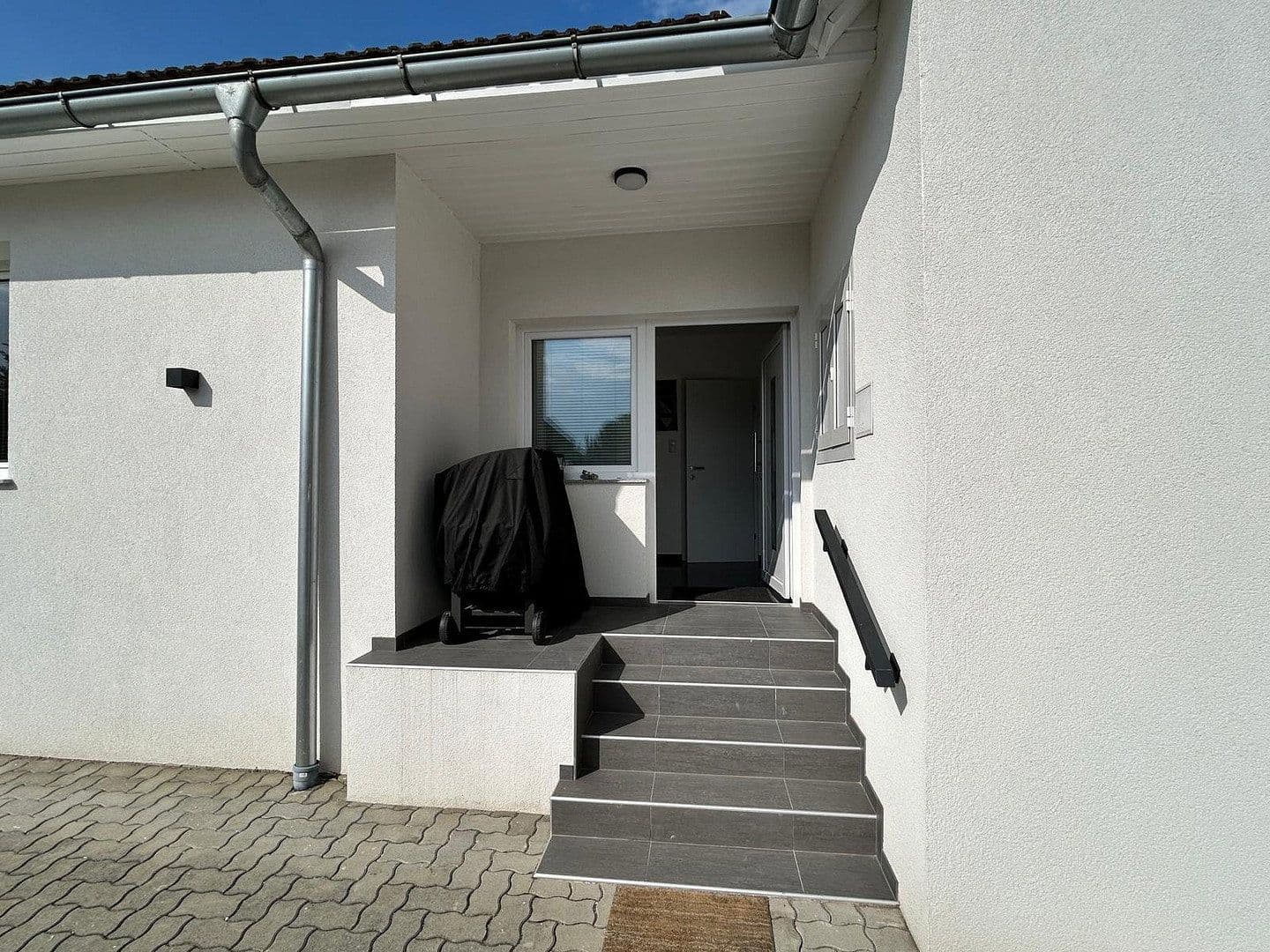 Prenájom domu 130 m², pozemok 589 m², Maria Lourd Weg 9, Enzersfel im Weinviertel, Dolné Rakúsko Prenájom domu 130 m², pozemok 589 m², Maria Lourd Weg 9, Enzersfel im Weinviertel, Dolné Rakúsko