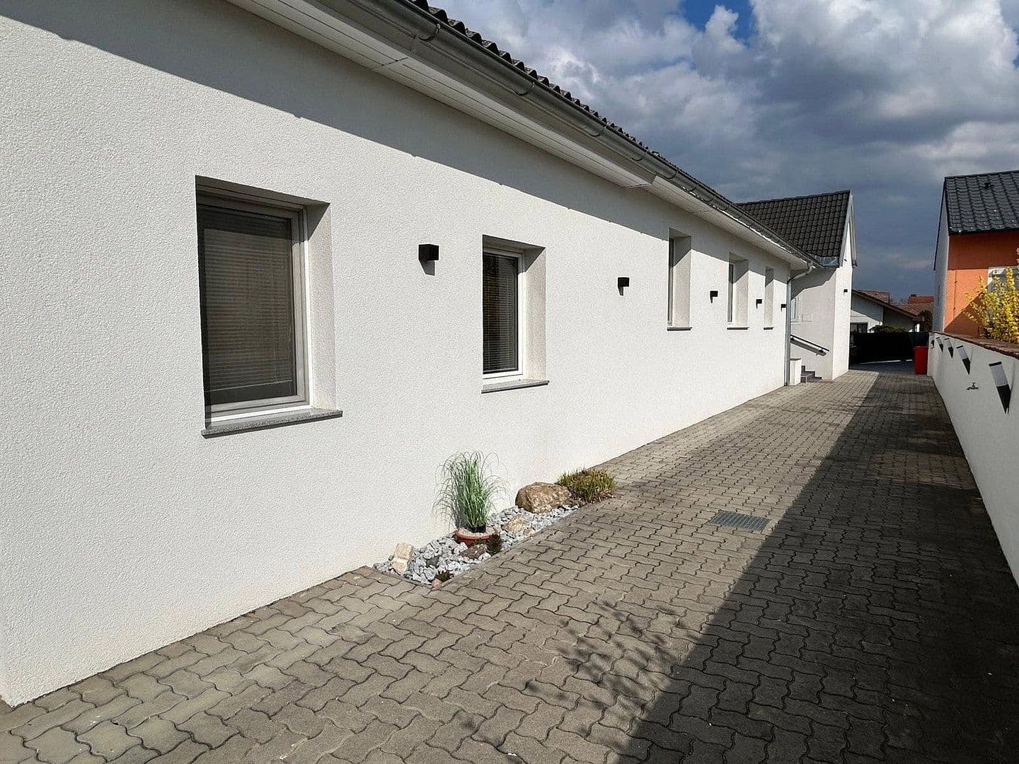 Prenájom domu 130 m², pozemok 589 m², Maria Lourd Weg 9, Enzersfel im Weinviertel, Dolné Rakúsko Prenájom domu 130 m², pozemok 589 m², Maria Lourd Weg 9, Enzersfel im Weinviertel, Dolné Rakúsko