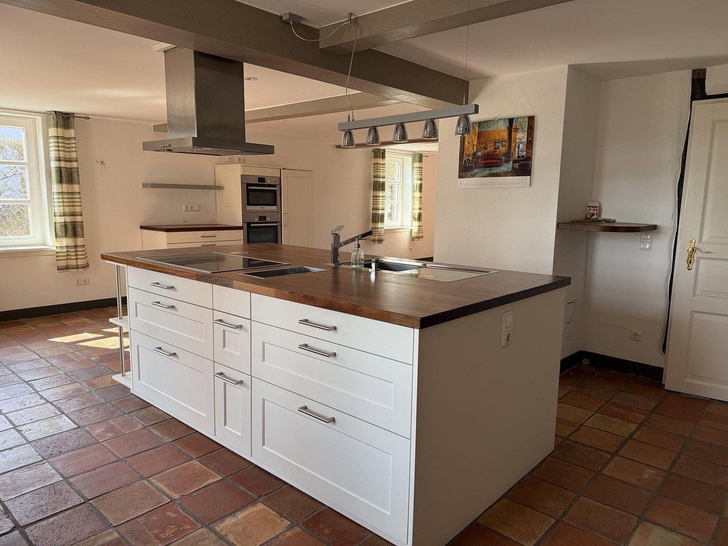 Predaj domu 445 m², pozemok 1.775 m², Wentorf (Amt Sandesneben), Šlezvicko-Holštajnsko Predaj domu 445 m², pozemok 1.775 m², Wentorf (Amt Sandesneben), Šlezvicko-Holštajnsko