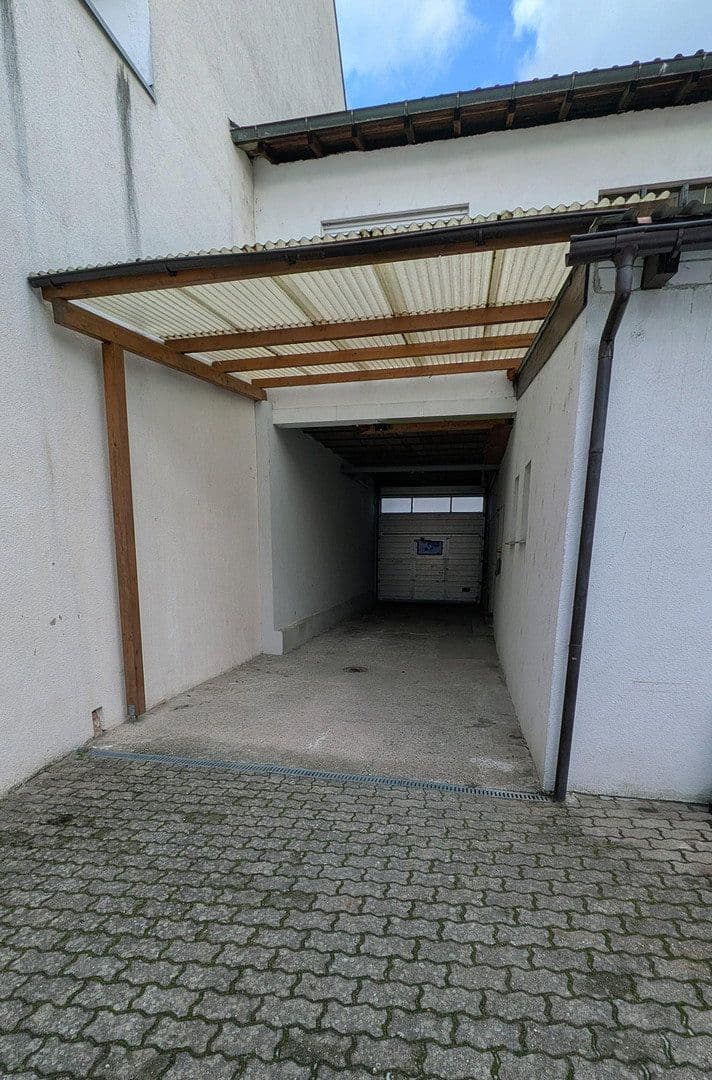 Predaj domu 193 m², pozemok 990 m², Oberhausen-Rheinhausen, Bádensko-Wurttembersko Predaj domu 193 m², pozemok 990 m², Oberhausen-Rheinhausen, Bádensko-Wurttembersko