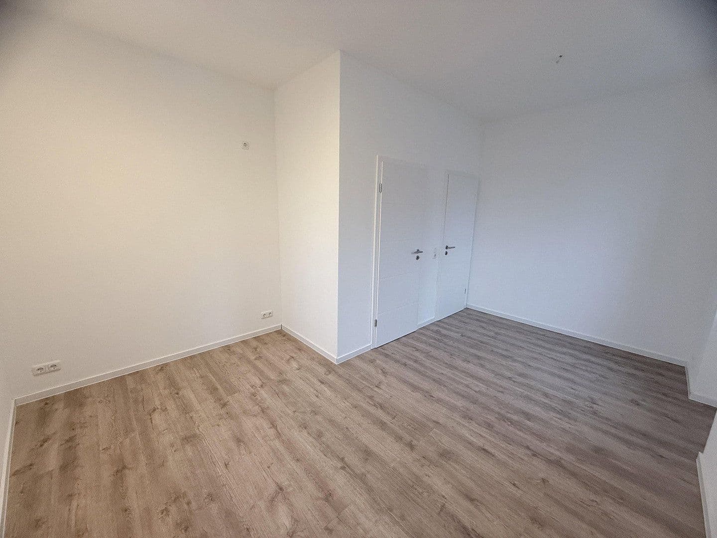 Prenájom bytu 2-izbový 65 m², Goethestadt Bad Lauchstädt, Sasko-Anhaltsko Prenájom bytu 2-izbový 65 m², Goethestadt Bad Lauchstädt, Sasko-Anhaltsko