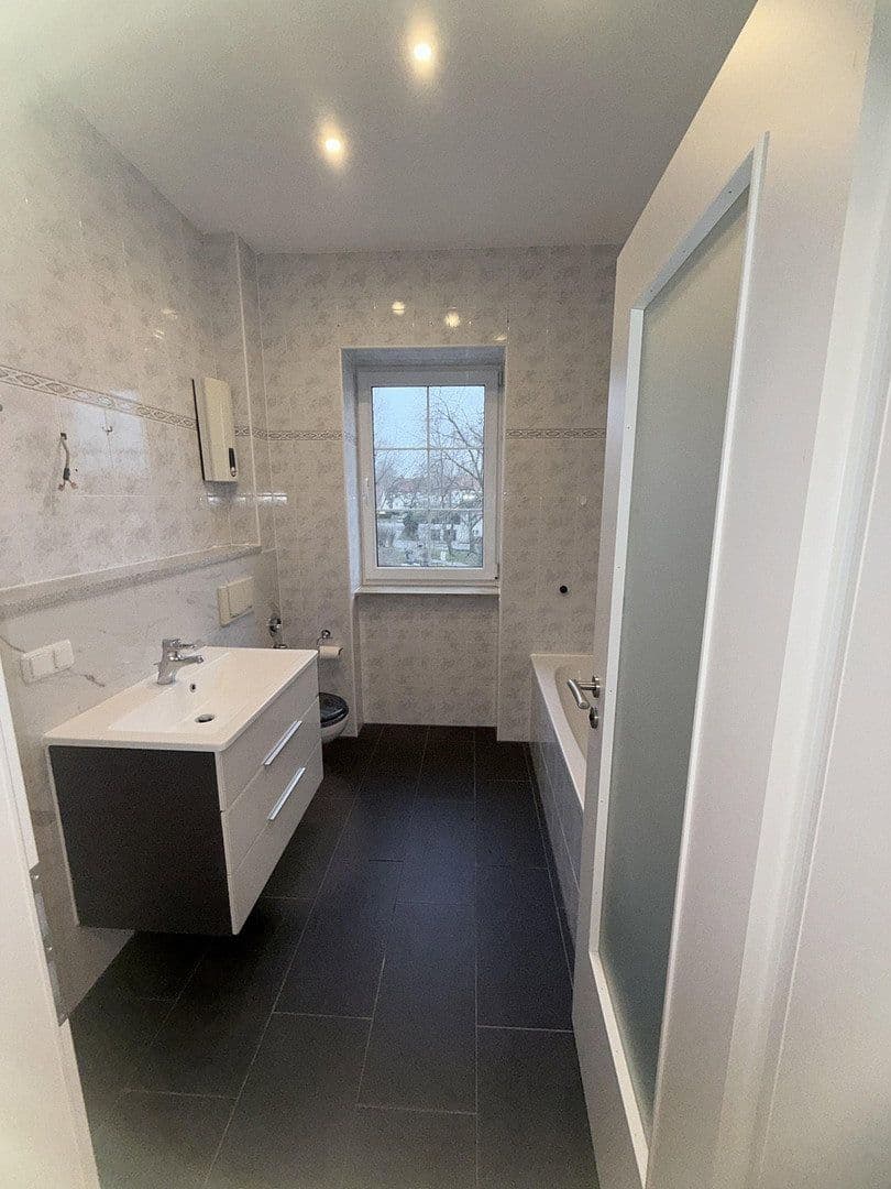 Prenájom bytu 2-izbový 65 m², Goethestadt Bad Lauchstädt, Sasko-Anhaltsko Prenájom bytu 2-izbový 65 m², Goethestadt Bad Lauchstädt, Sasko-Anhaltsko