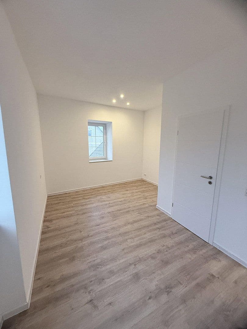 Prenájom bytu 2-izbový 65 m², Goethestadt Bad Lauchstädt, Sasko-Anhaltsko Prenájom bytu 2-izbový 65 m², Goethestadt Bad Lauchstädt, Sasko-Anhaltsko