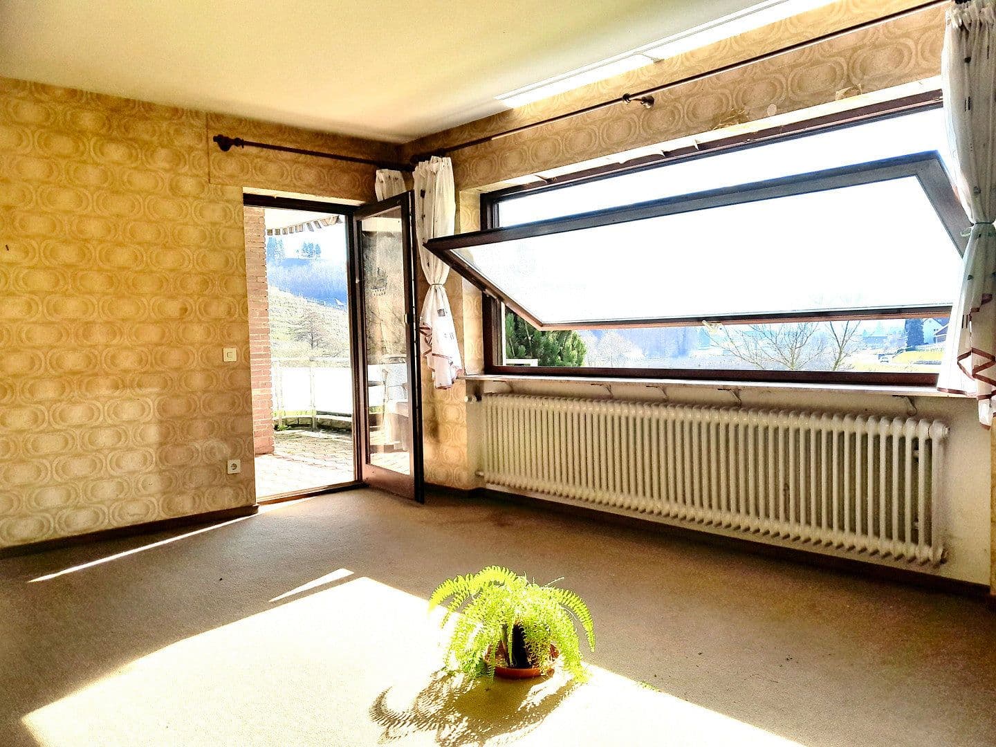 Prenájom bytu 3-izbový 100 m², Oberkirch, Bádensko-Wurttembersko Prenájom bytu 3-izbový 100 m², Oberkirch, Bádensko-Wurttembersko