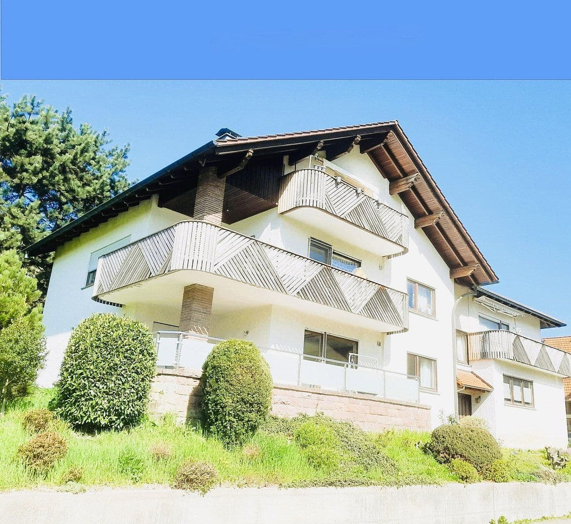 Prenájom bytu 3-izbový 100 m², Oberkirch, Bádensko-Wurttembersko Prenájom bytu 3-izbový 100 m², Oberkirch, Bádensko-Wurttembersko