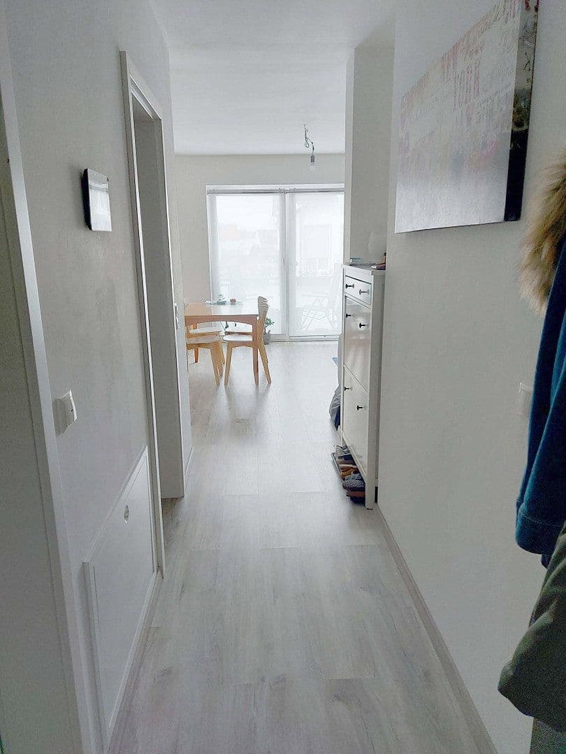 Prenájom bytu 3-izbový 60 m², Kelsterbach, Hesensko Prenájom bytu 3-izbový 60 m², Kelsterbach, Hesensko