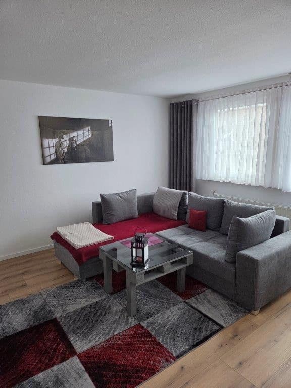 Prenájom bytu 3-izbový 95 m², Bremerhaven, Brémy Prenájom bytu 3-izbový 95 m², Bremerhaven, Brémy