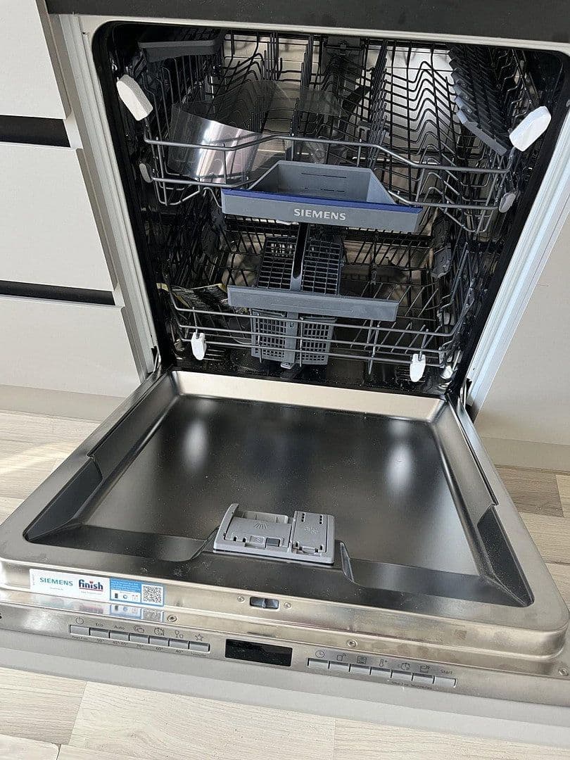 Prenájom bytu 2-izbový 75 m², Günzburg, Bavorsko Prenájom bytu 2-izbový 75 m², Günzburg, Bavorsko