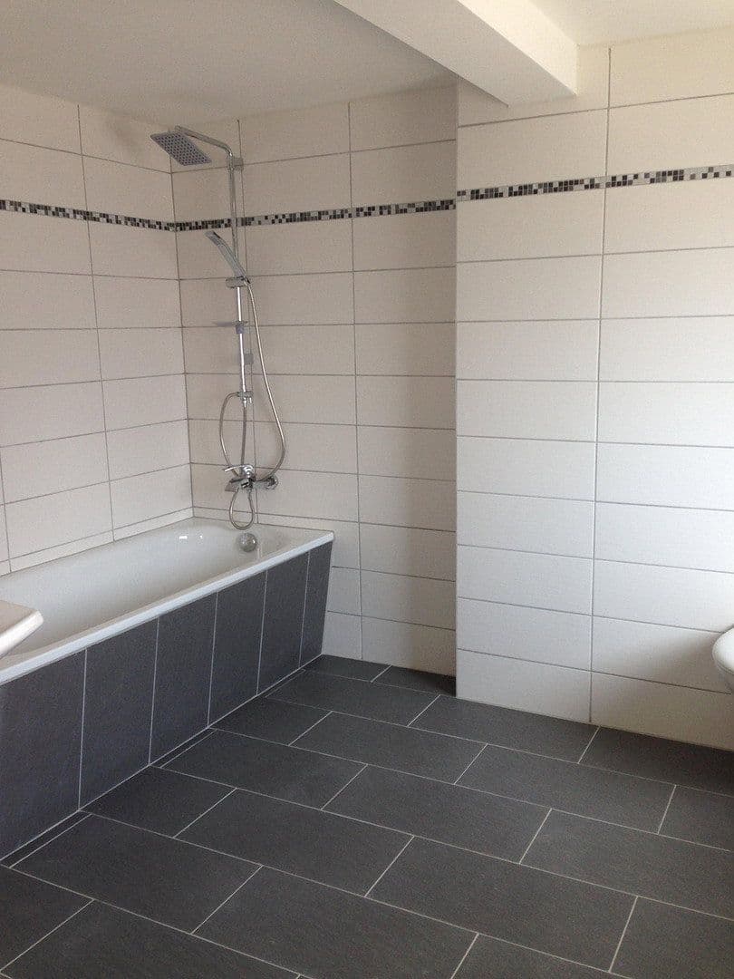 Prenájom bytu 2-izbový 75 m², Günzburg, Bavorsko Prenájom bytu 2-izbový 75 m², Günzburg, Bavorsko