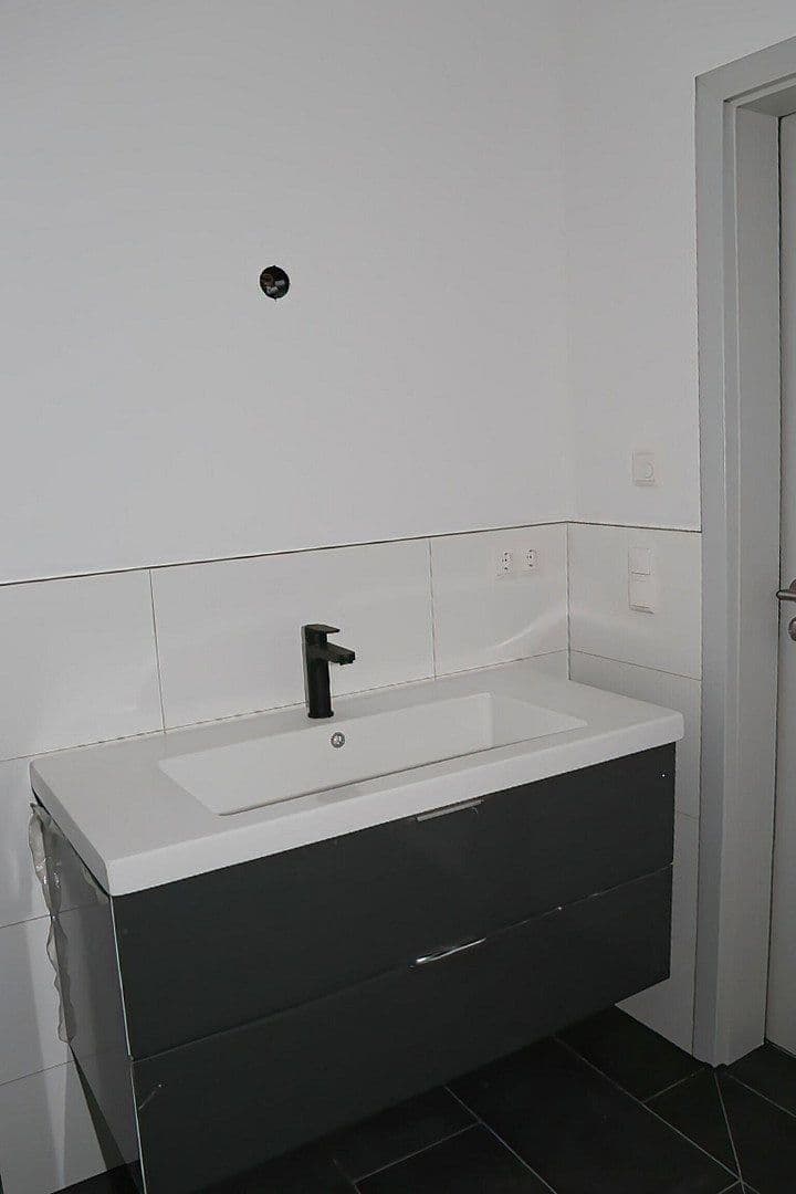Predaj domu 140 m², pozemok 600 m², Bad Elster, Sasko Predaj domu 140 m², pozemok 600 m², Bad Elster, Sasko