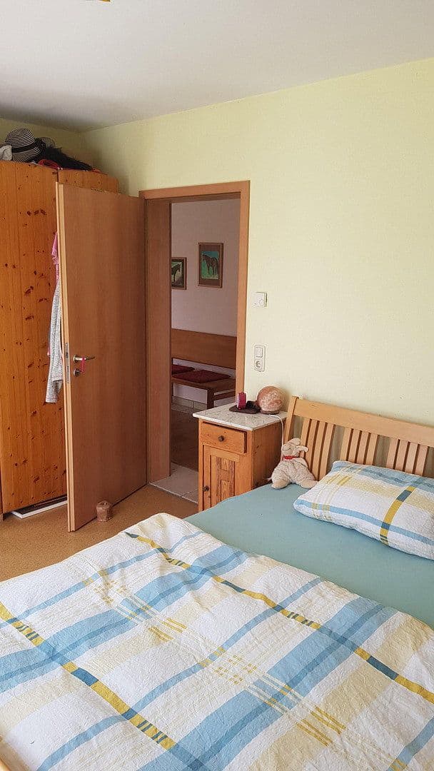 Predaj domu 160 m², pozemok 1.877 m², Höttingen, Bavorsko Predaj domu 160 m², pozemok 1.877 m², Höttingen, Bavorsko
