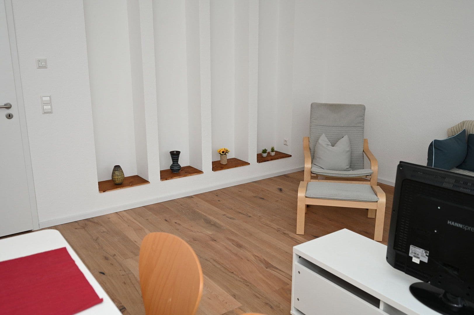 Prenájom domu 120 m², pozemok 110 m², Nufringen, Bádensko-Wurttembersko Prenájom domu 120 m², pozemok 110 m², Nufringen, Bádensko-Wurttembersko