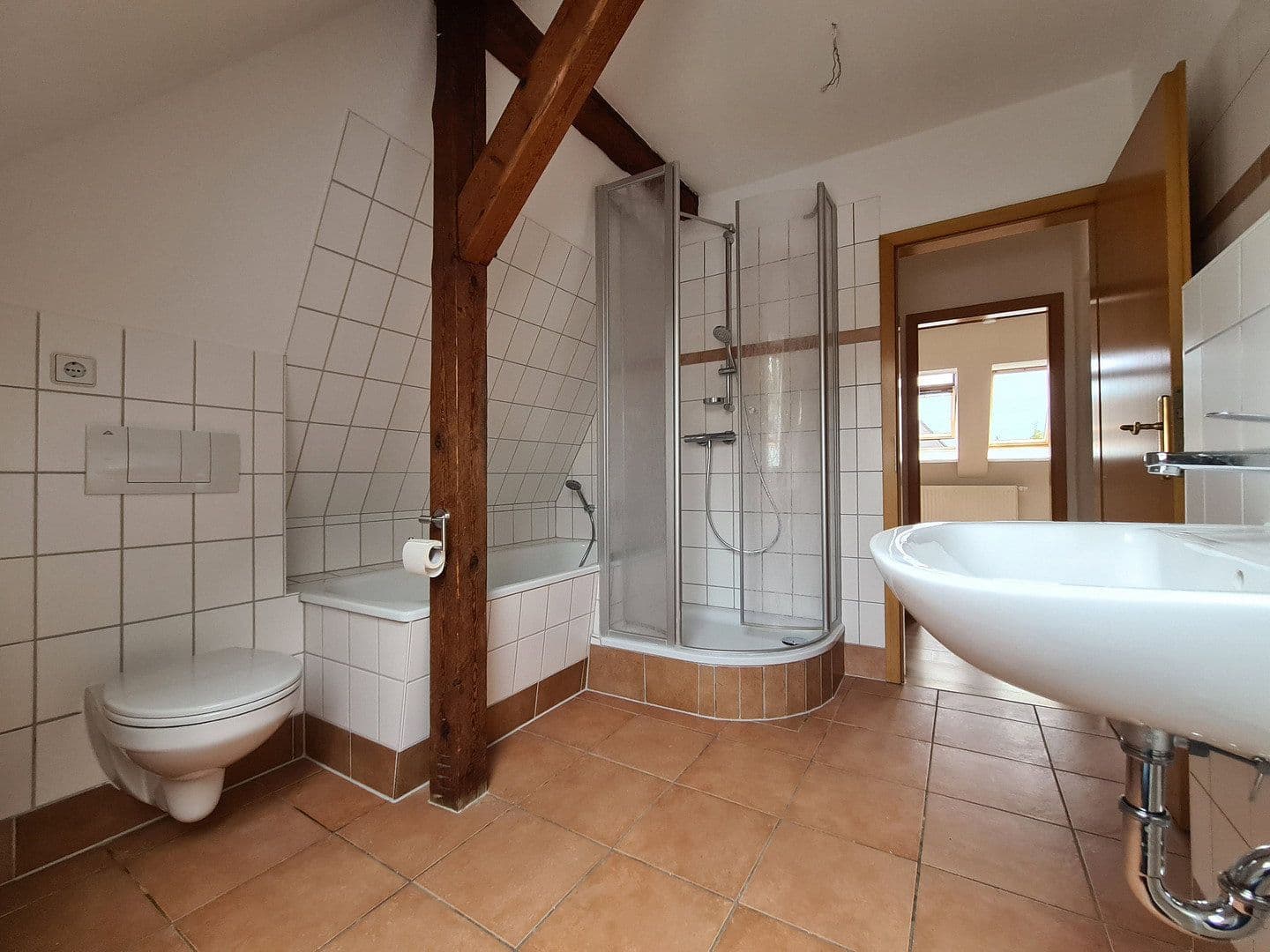 Predaj domu 564 m², pozemok 1.022 m², Uenglinger Straße 49/50, Stendal, Sasko-Anhaltsko Predaj domu 564 m², pozemok 1.022 m², Uenglinger Straße 49/50, Stendal, Sasko-Anhaltsko