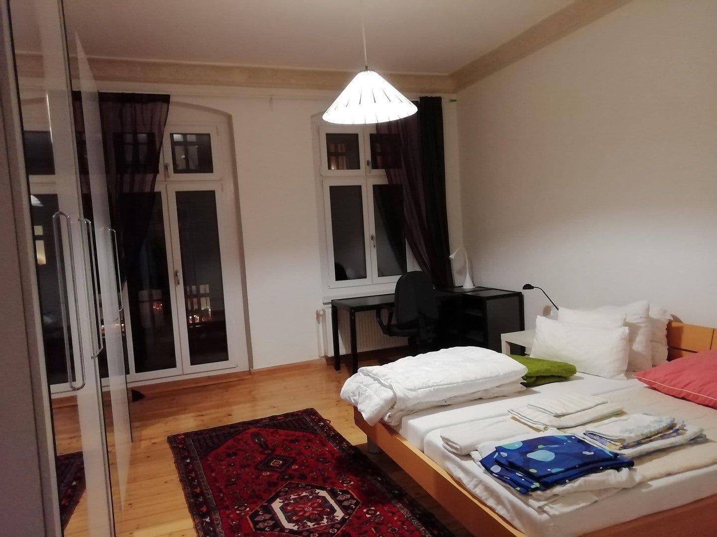 Prenájom bytu 2-izbový 65 m², Berlin, Berlín Prenájom bytu 2-izbový 65 m², Berlin, Berlín