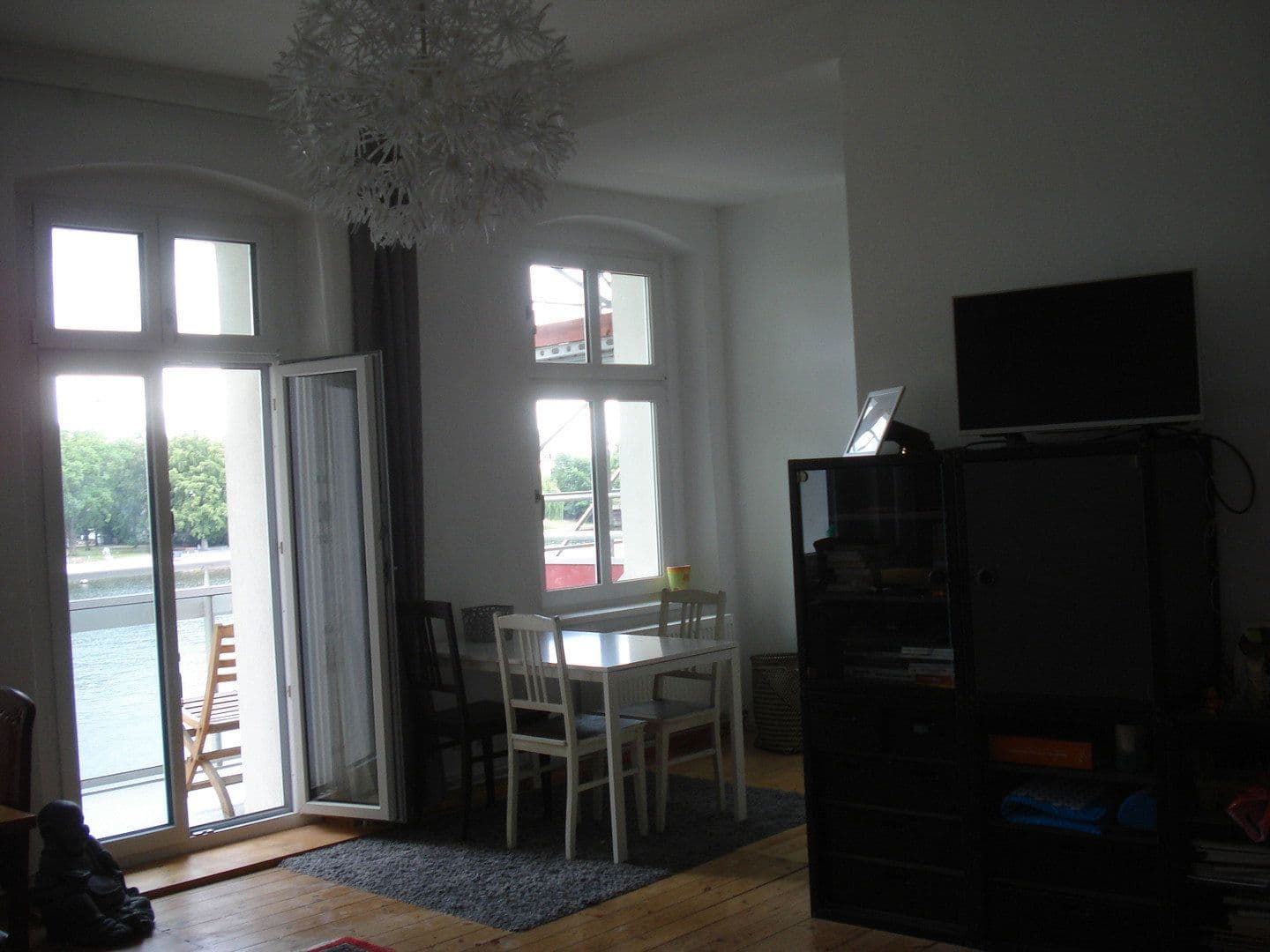 Prenájom bytu 2-izbový 65 m², Berlin, Berlín Prenájom bytu 2-izbový 65 m², Berlin, Berlín