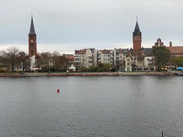 Prenájom bytu 2-izbový 65 m², Berlin, Berlín Prenájom bytu 2-izbový 65 m², Berlin, Berlín