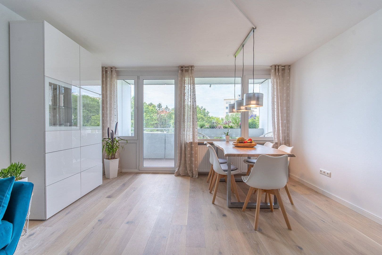 Prenájom bytu 3-izbový 69 m², München, Bavorsko Prenájom bytu 3-izbový 69 m², München, Bavorsko