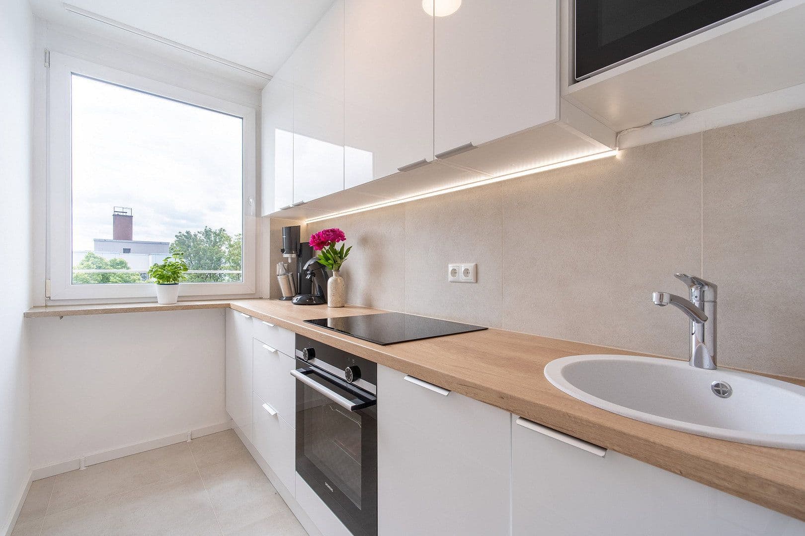 Prenájom bytu 3-izbový 69 m², München, Bavorsko Prenájom bytu 3-izbový 69 m², München, Bavorsko