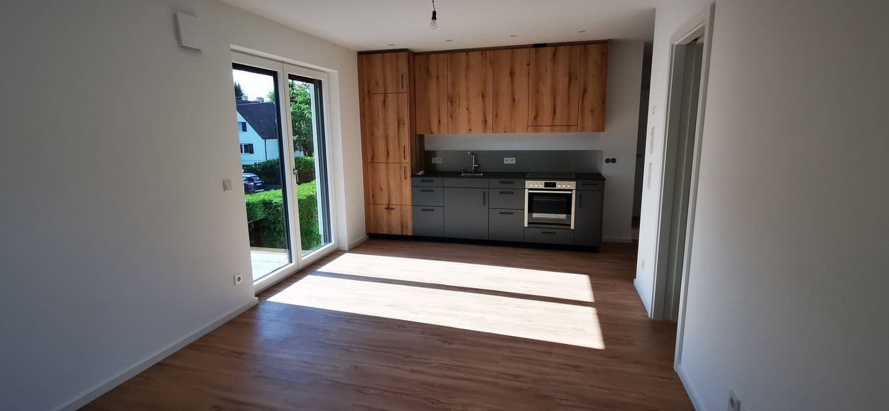 Prenájom bytu 2-izbový 42 m², München, Bavorsko Prenájom bytu 2-izbový 42 m², München, Bavorsko