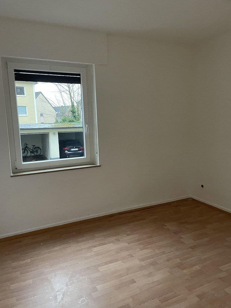 Prenájom bytu 3-izbový 70 m², Herwarthstr.99, Essen, Severné Porýnie - Westfálsko Prenájom bytu 3-izbový 70 m², Herwarthstr.99, Essen, Severné Porýnie - Westfálsko