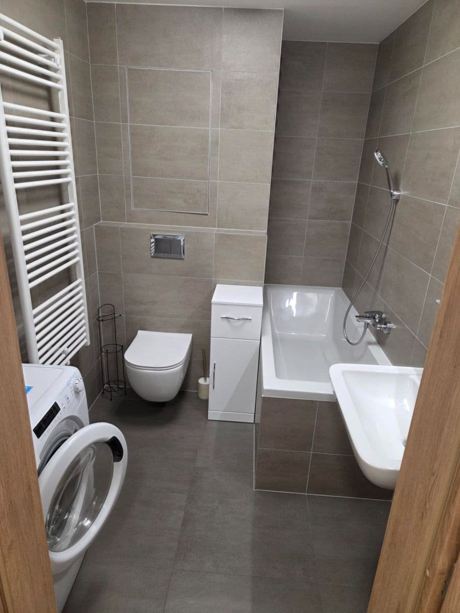 Prenájom bytu 1-izbový 29 m², Oty Bubeníčka, Praha, Praha Prenájom bytu 1-izbový 29 m², Oty Bubeníčka, Praha, Praha