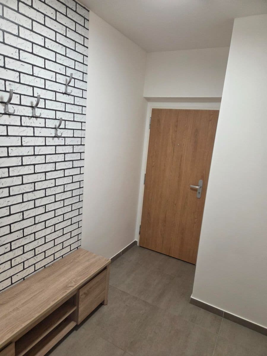 Prenájom bytu 1-izbový 29 m², Oty Bubeníčka, Praha, Praha Prenájom bytu 1-izbový 29 m², Oty Bubeníčka, Praha, Praha
