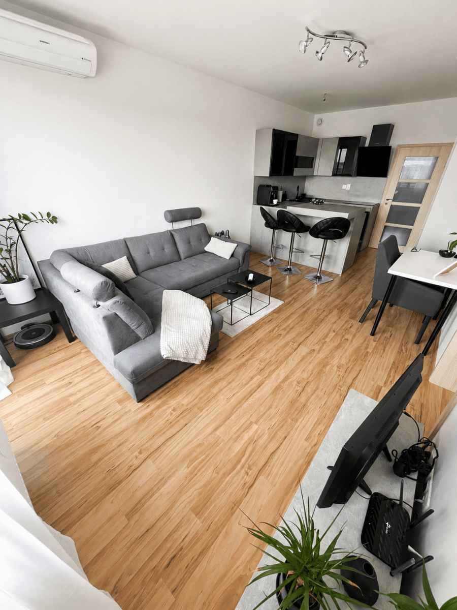 Prenájom bytu 2-izbový 43 m², Freyova, Praha, Praha Prenájom bytu 2-izbový 43 m², Freyova, Praha, Praha