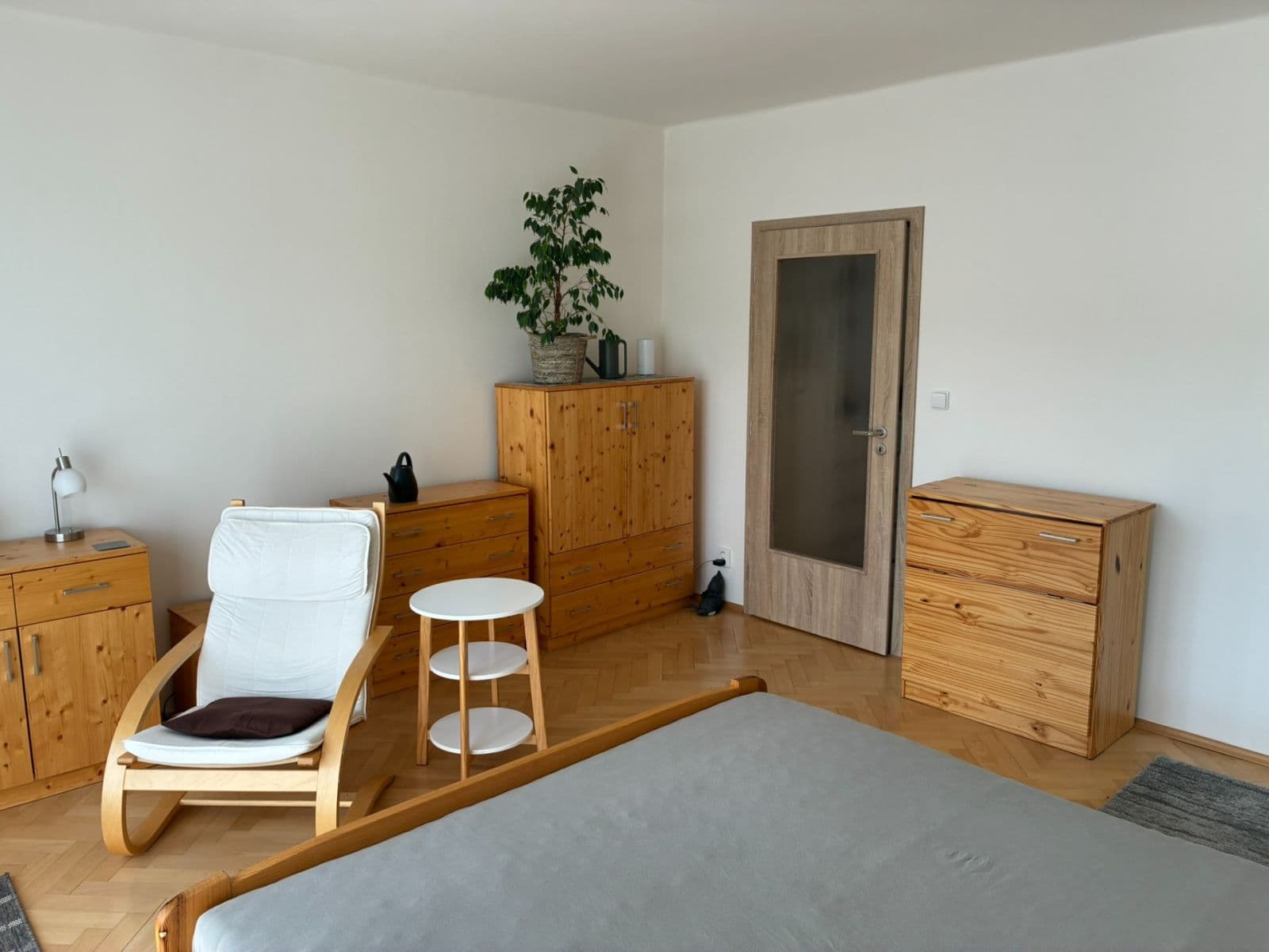 Prenájom bytu 2-izbový 67 m², Kladenská, Praha, Praha Prenájom bytu 2-izbový 67 m², Kladenská, Praha, Praha