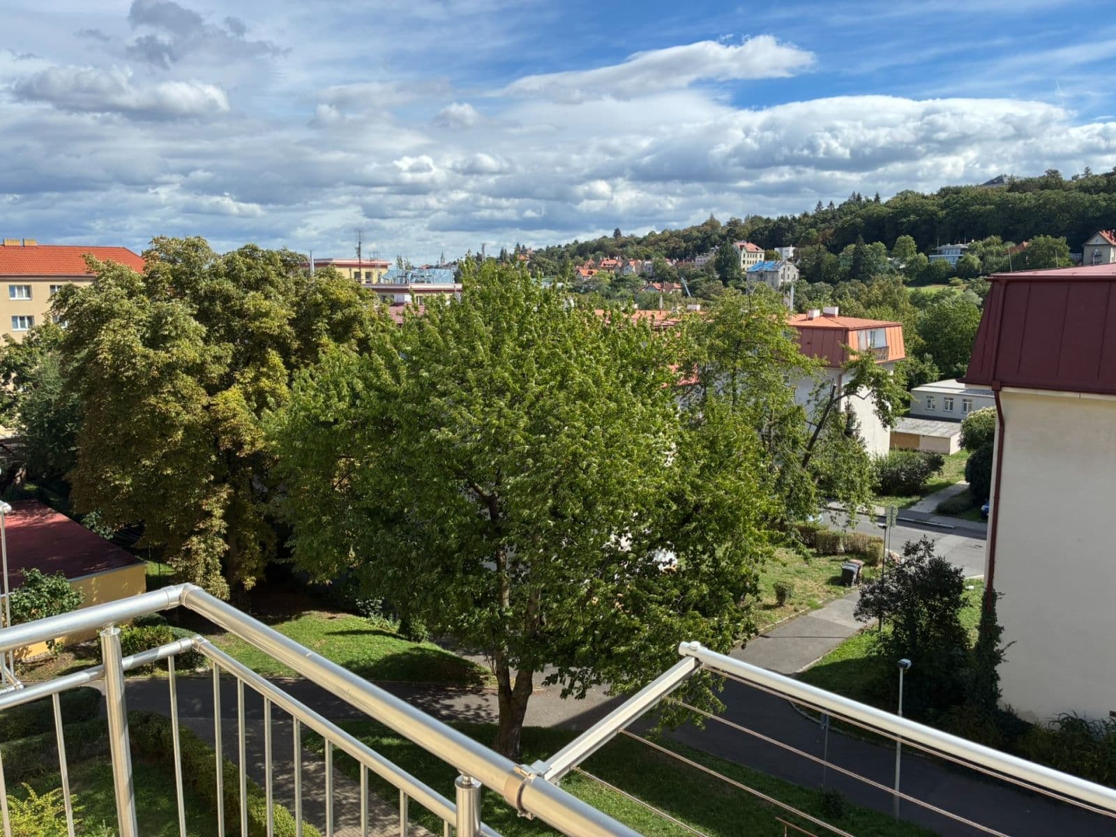 Prenájom bytu 2-izbový 67 m², Kladenská, Praha, Praha Prenájom bytu 2-izbový 67 m², Kladenská, Praha, Praha