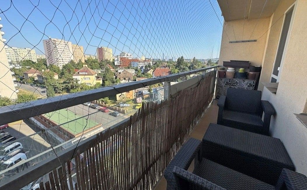 Prenájom bytu 3-izbový 72 m², Údolní, Praha, Praha Prenájom bytu 3-izbový 72 m², Údolní, Praha, Praha