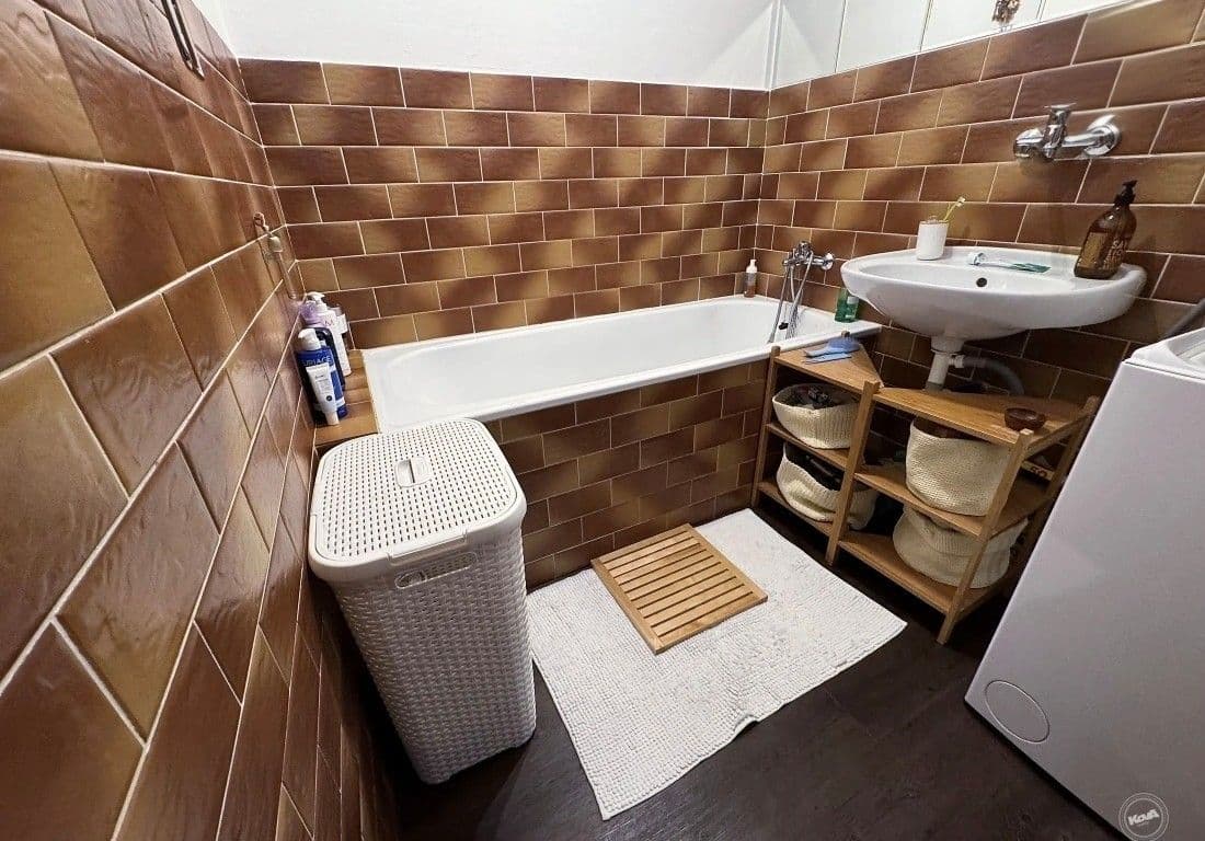 Prenájom bytu 3-izbový 72 m², Údolní, Praha, Praha Prenájom bytu 3-izbový 72 m², Údolní, Praha, Praha