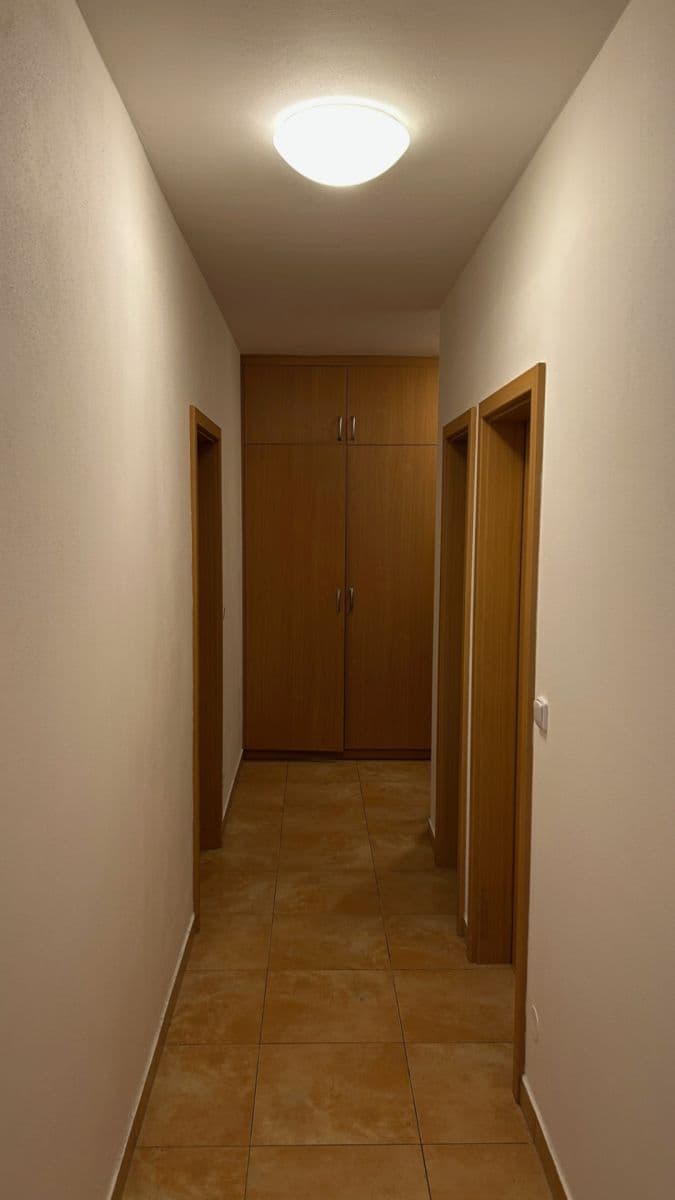 Prenájom bytu 2-izbový 73 m², Na Terasách, Plzeň, Plzeňský kraj Prenájom bytu 2-izbový 73 m², Na Terasách, Plzeň, Plzeňský kraj