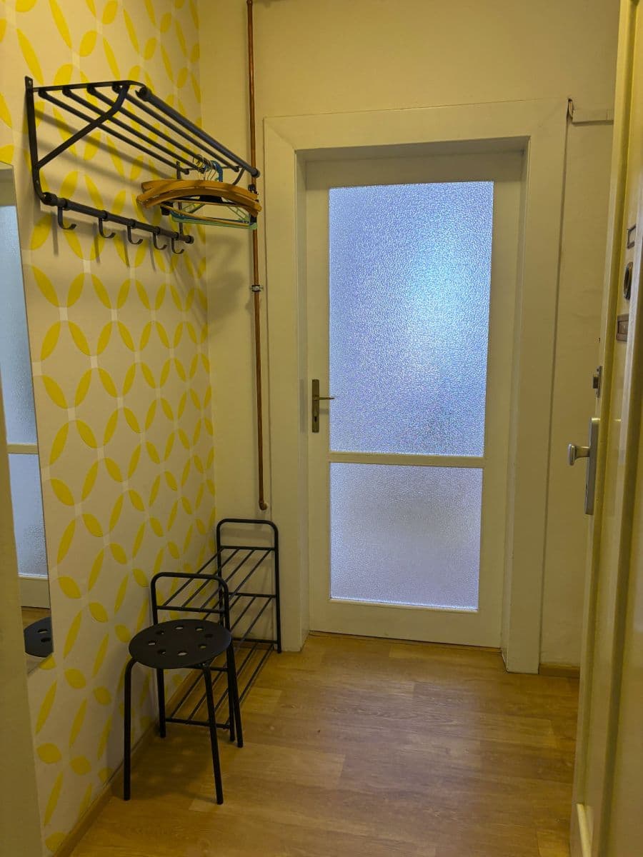 Prenájom bytu 2-izbový 65 m², Jiráskova, Pardubice, Pardubický kraj Prenájom bytu 2-izbový 65 m², Jiráskova, Pardubice, Pardubický kraj