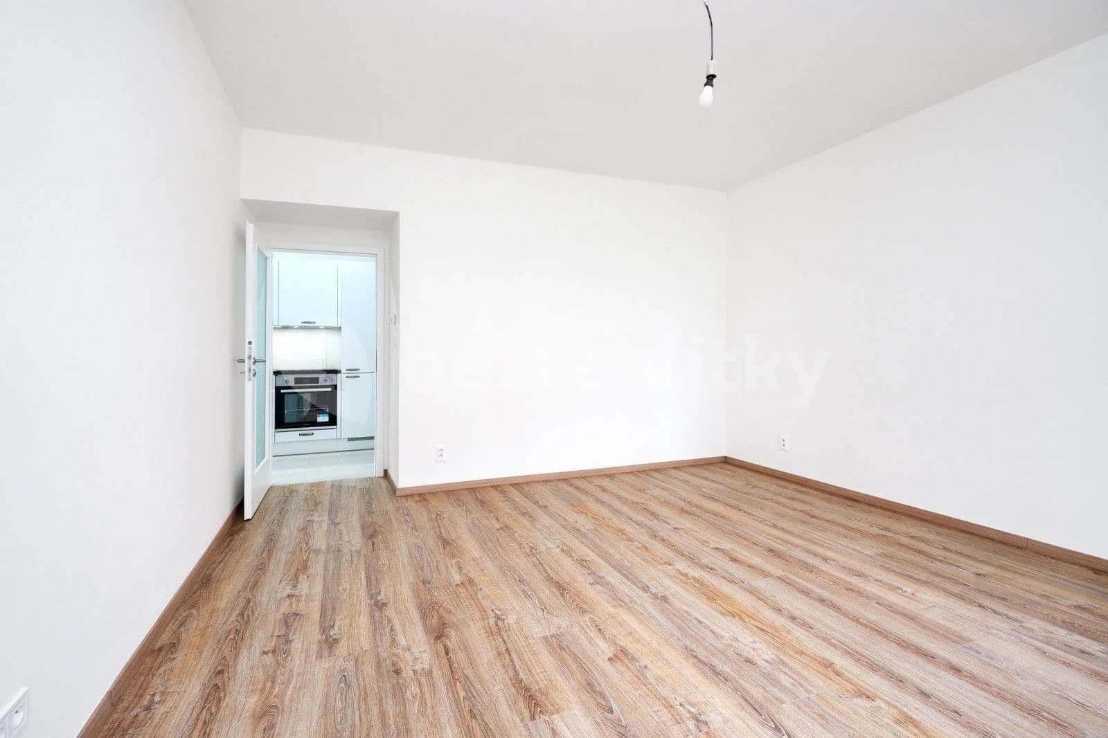 Prenájom bytu 2-izbový 47 m², U Družstev, Praha, Praha Prenájom bytu 2-izbový 47 m², U Družstev, Praha, Praha