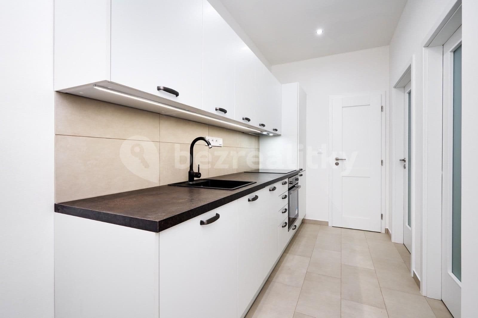 Prenájom bytu 2-izbový 47 m², U Družstev, Praha, Praha Prenájom bytu 2-izbový 47 m², U Družstev, Praha, Praha