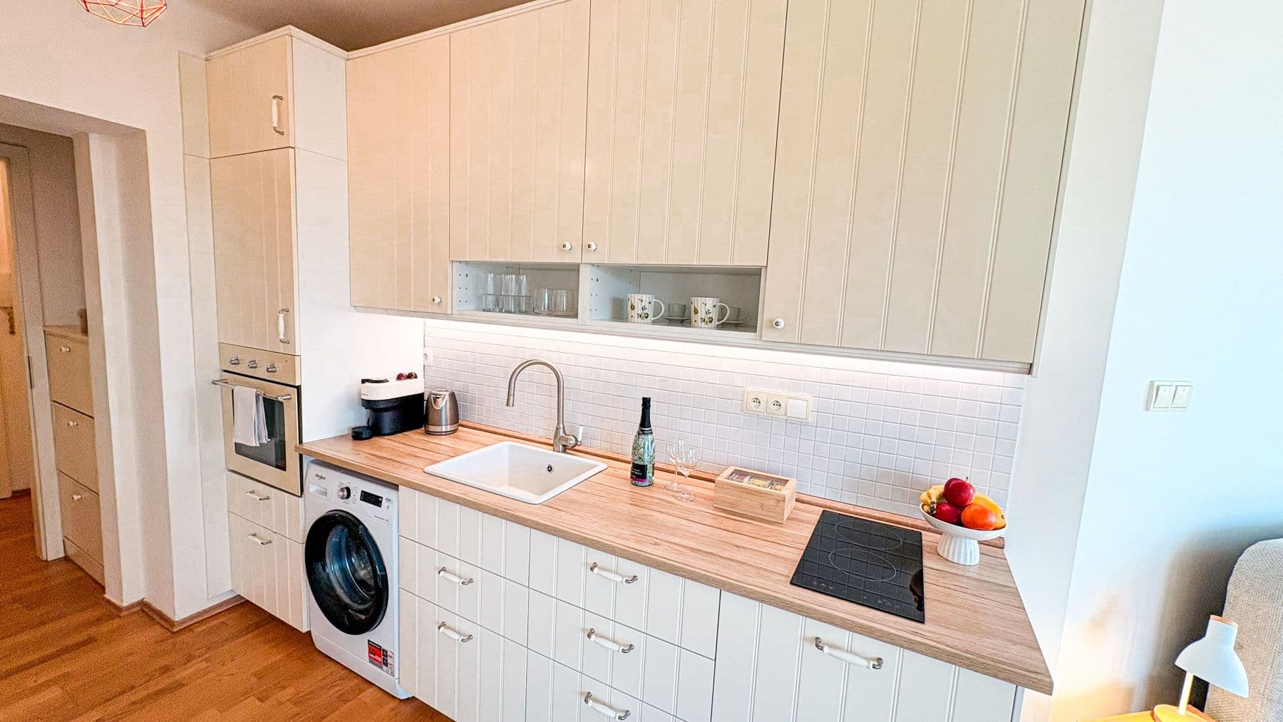 Prenájom bytu 34 m², Sportovní, Praha, Praha Prenájom bytu 34 m², Sportovní, Praha, Praha