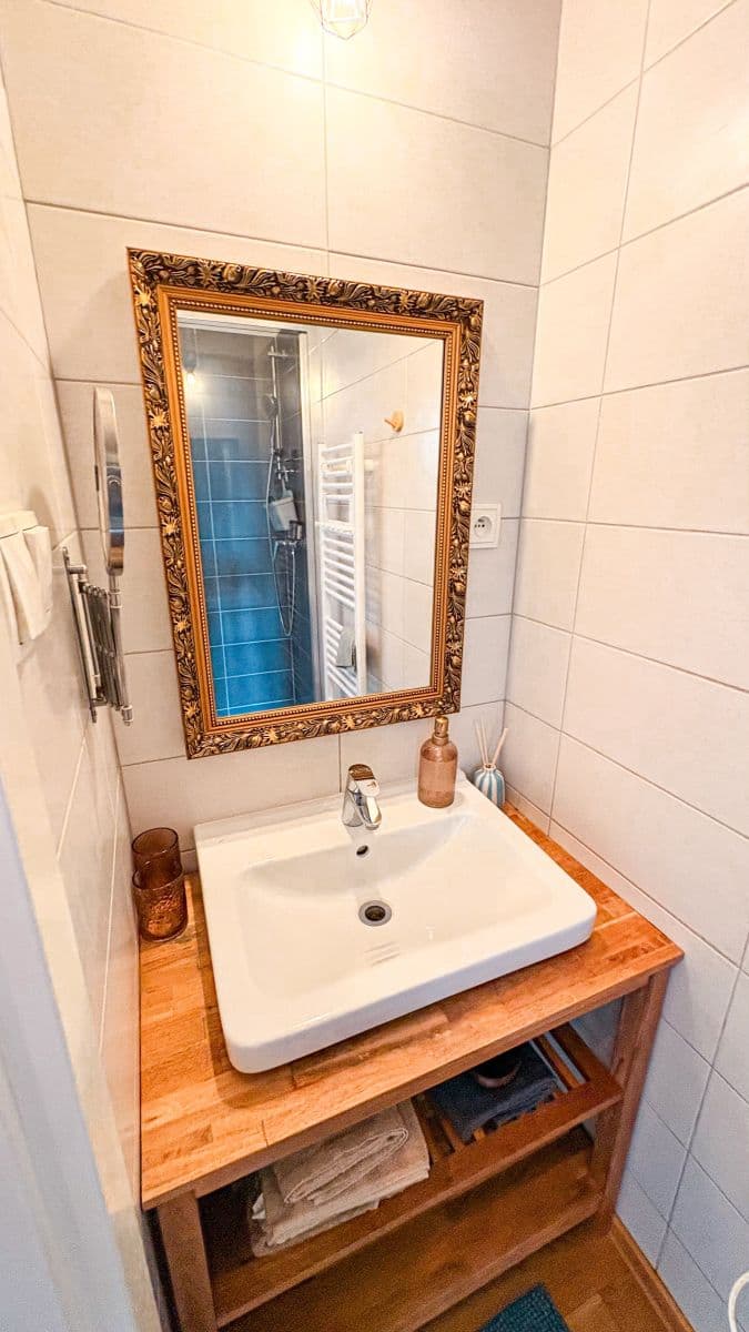 Prenájom bytu 34 m², Sportovní, Praha, Praha Prenájom bytu 34 m², Sportovní, Praha, Praha