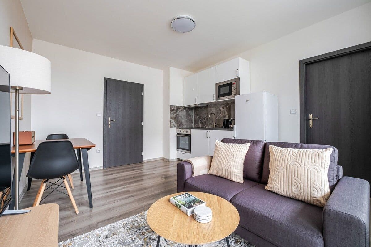 Prenájom bytu 34 m², Kotorská, Praha, Praha Prenájom bytu 34 m², Kotorská, Praha, Praha