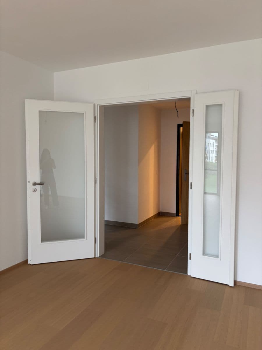 Prenájom bytu 3-izbový 100 m², Za Pískovnou, Praha, Praha Prenájom bytu 3-izbový 100 m², Za Pískovnou, Praha, Praha